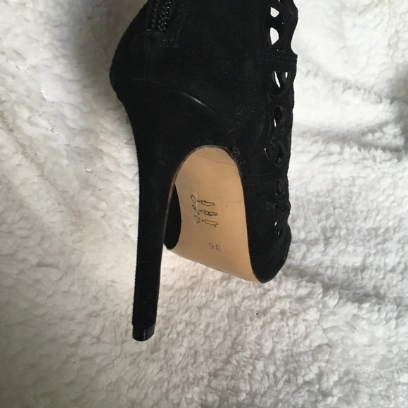 BCBG leather heels - Picture 6 of 10